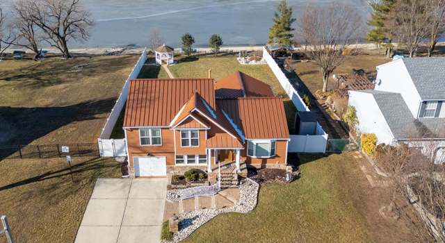 Photo of 72 Hamilton Lakes Dr, Hamilton Township, NJ 08619