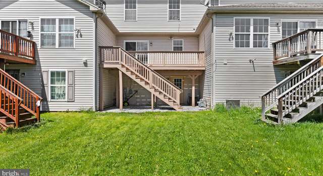 Photo of 450 Fisher Dr, York, PA 17404