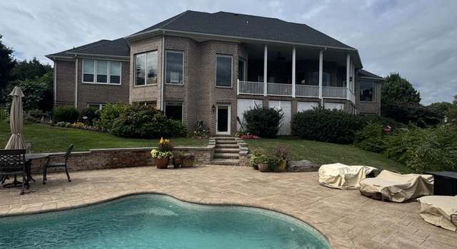 Photo of 398 Cliffside Dr, Edinburg, VA 22824