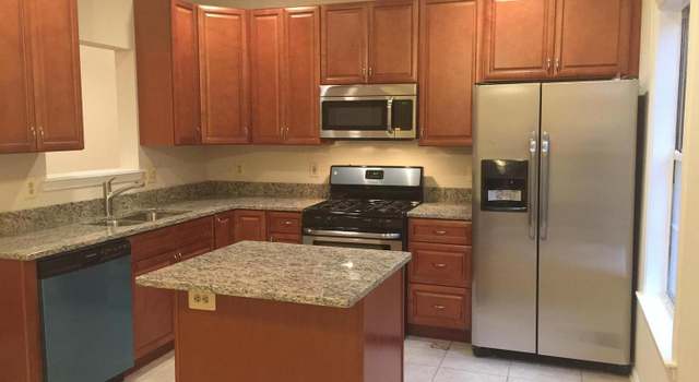 Photo of 404 Dundee Pl, Fredericksburg, VA 22405