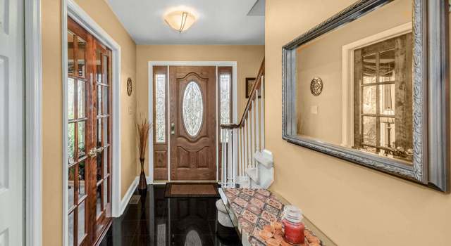 Photo of 656 Wimbledon Ln, Hatfield, PA 19440
