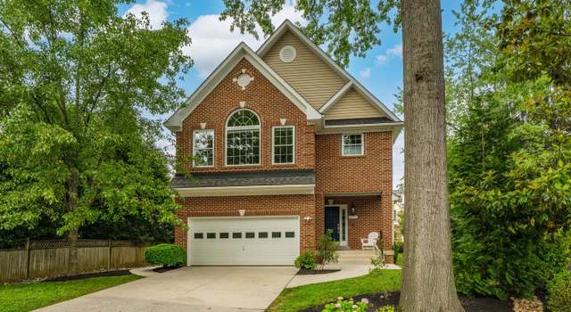Photo of 2425 N Dickerson St N, Arlington, VA 22207