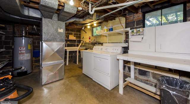 Photo of 6464 Oakwood Dr, Falls Church, VA 22041