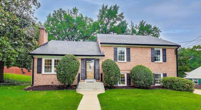 Photo of 1400 Wake Forest Dr, Alexandria, VA 22307