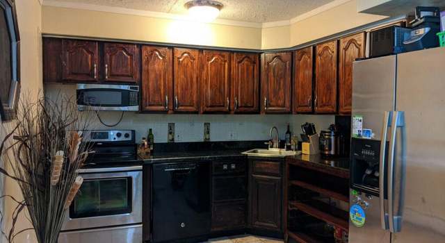 Photo of 11 Kentucky Ln, Levittown, PA 19055