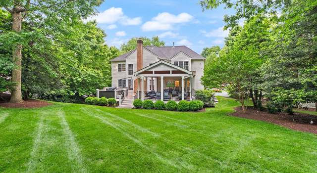 Photo of 12019 Wandabury Rd, Oakton, VA 22124