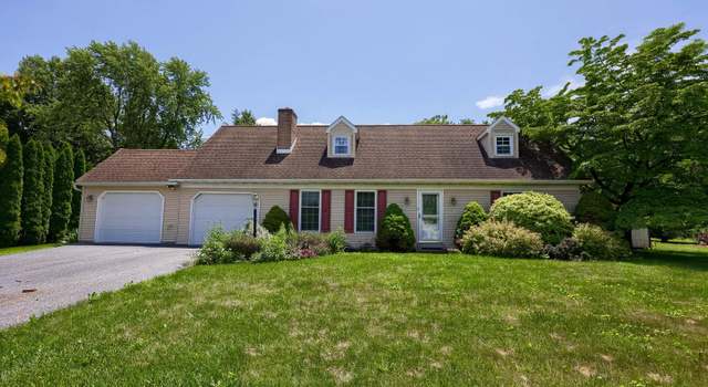 Photo of 1549 Willoughby Cir, Manheim, PA 17545