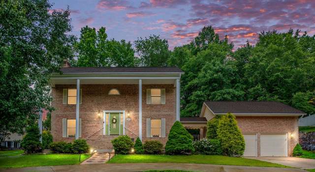 Photo of 110 Springwood Dr, Fredericksburg, VA 22401