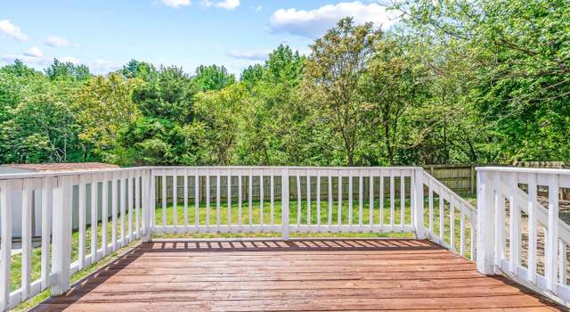 Photo of 708 Shamrock Dr, Fredericksburg, VA 22407
