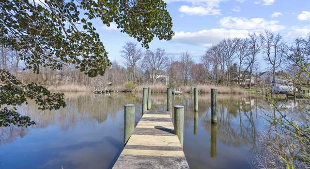 Photo of 3941 W Shore Dr, Edgewater, MD 21037
