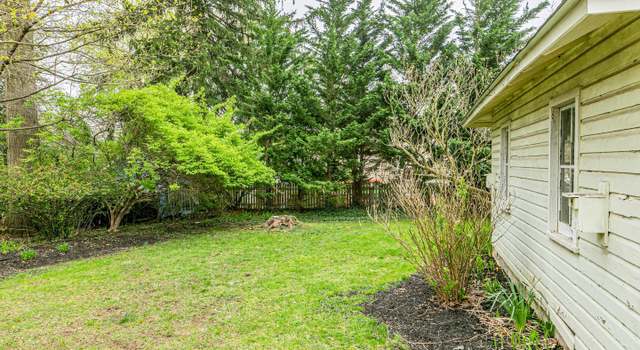 Photo of 110 W Welling Ave, Pennington, NJ 08534
