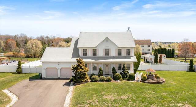 Photo of 9 Huckleberry Ln, New Egypt, NJ 08533