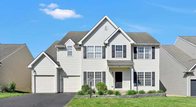 Photo of 82 Grayson Ave, East Earl, PA 17519
