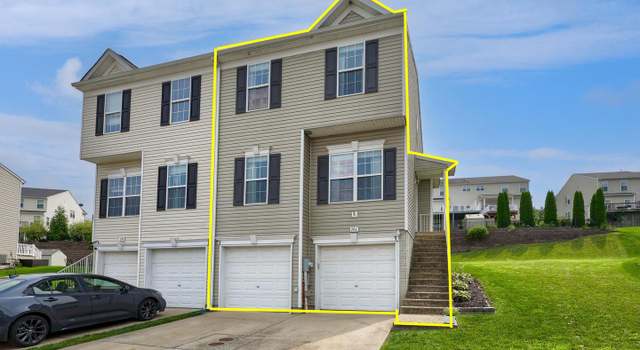 Photo of 206 Pennshire Dr, Lancaster, PA 17603