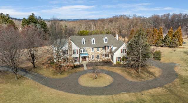 Photo of 2 Spring Meadow Farm Ln, Malvern, PA 19355