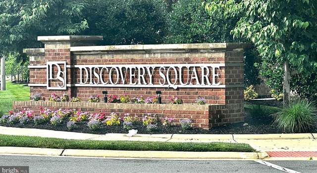Photo of 3160 John Glenn St #306, Herndon, VA 20171