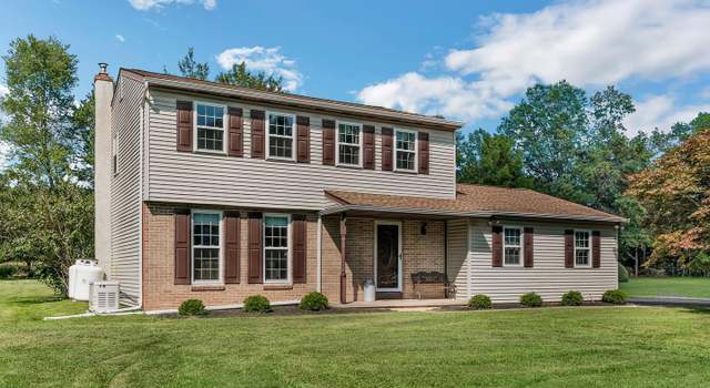 Photo of 2078 Brentwood Dr, Hatfield, PA 19440