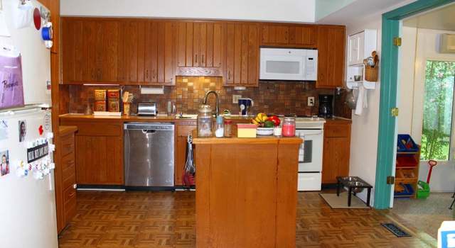 Photo of 11112 Byrd Dr, Fairfax, VA 22030