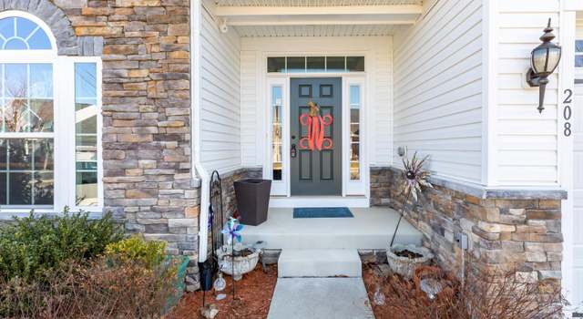 Photo of 208 Mosaic Ct, Stephenson, VA 22656