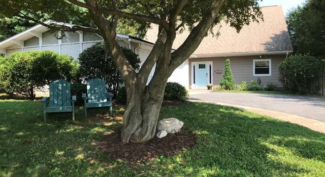 Photo of 2987 Glenora Ln, Rockville, MD 20850