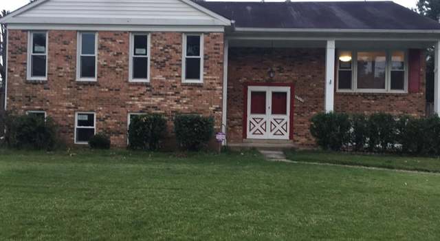 Photo of 9309 Pine View Ln, Clinton, MD 20735