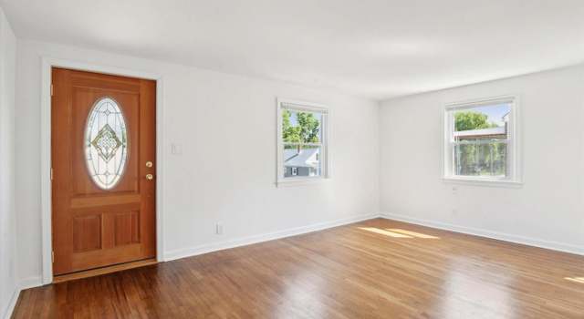 Photo of 62 Seward Ln, Aston, PA 19014