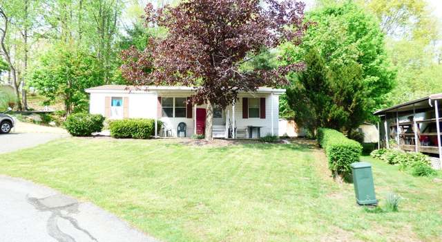 Photo of 227 Lexington Dr, Hereford, PA 18056
