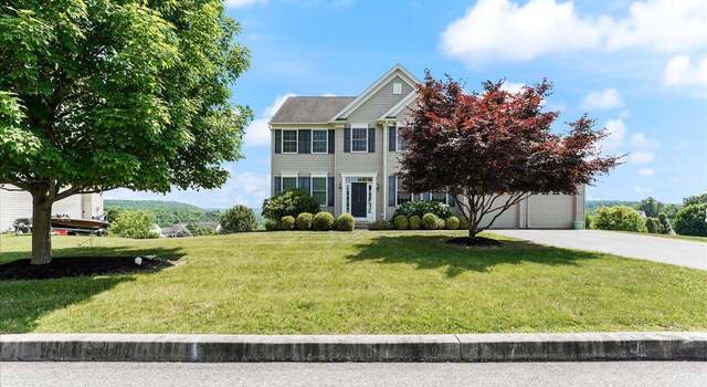 Photo of 308 Dunbar Dr, Coatesville, PA 19320