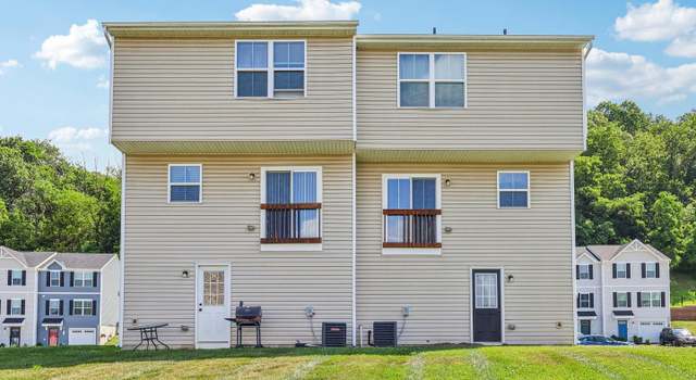 Photo of 516 River Run, Northampton, PA 18067