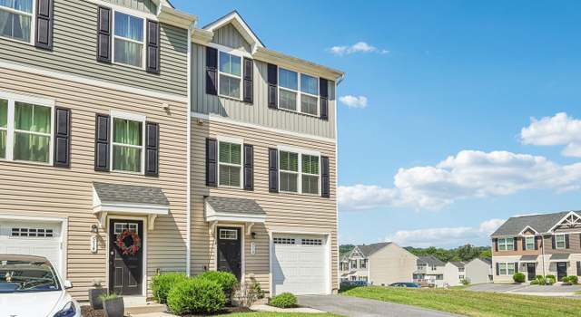 Photo of 516 River Run, Northampton, PA 18067