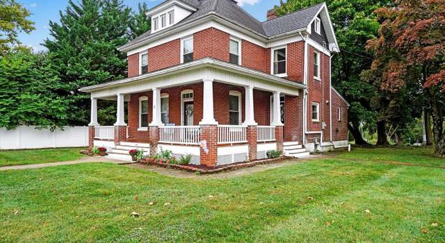 Photo of 2 S Main St, Jacobus, PA 17407