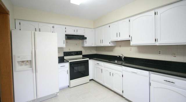 Photo of 6137 Willowick Ln, Springfield, VA 22152