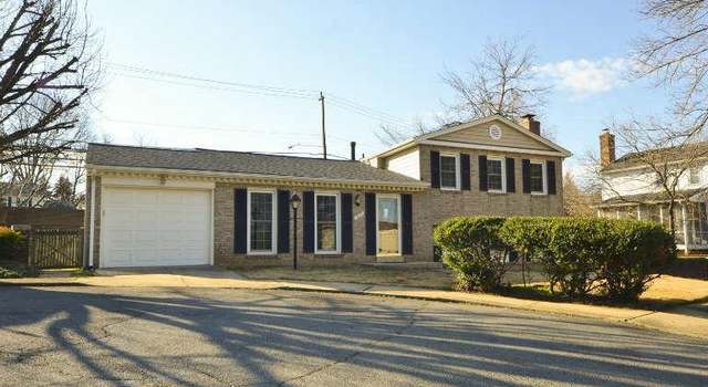 Photo of 1838 Saint Roman Dr, Vienna, VA 22182