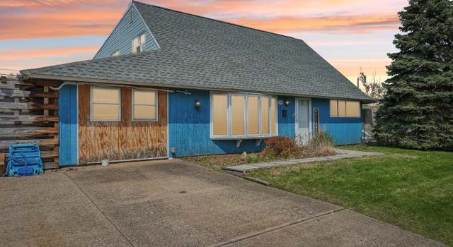 Photo of 131 Harmony Rd, Levittown, PA 19056