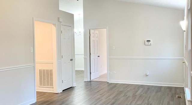 Photo of 252 Hampshire Dr, Ruther Glen, VA 22546