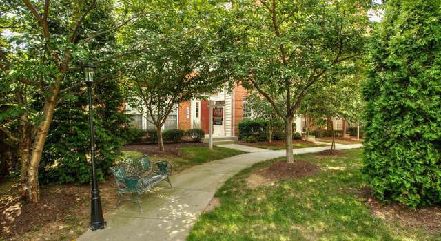 Photo of 5667 Harrington Falls Ln, Alexandria, VA 22312