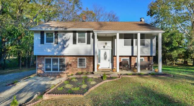 Photo of 1033 S Church St, Mount Laurel, NJ 08054