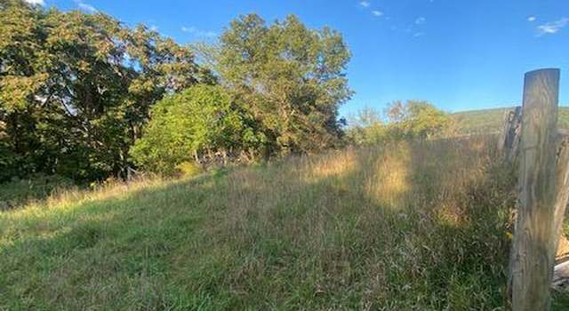Photo of 11 Orchard Ln, Paw Paw, WV 25434