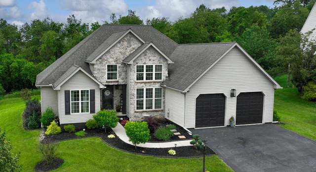 Photo of 558 Monarch Dr, York, PA 17403