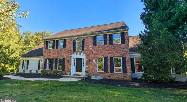 Photo of 142 Glenwood Dr, Washington Crossing, PA 18977