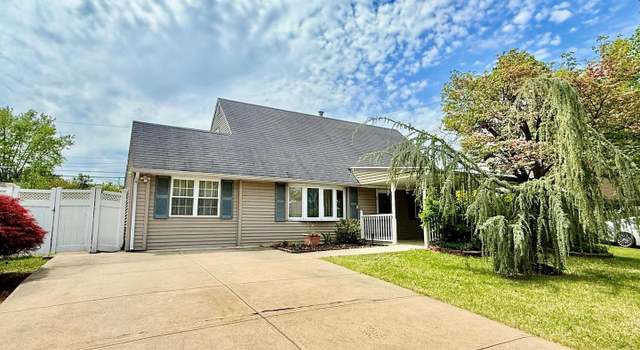 Photo of 89 Kraft Ln, Levittown, PA 19055