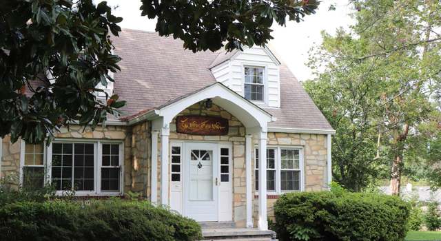 Photo of 4006 Buckman Rd, Alexandria, VA 22309