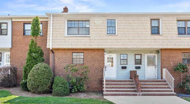 Property at 507 Windsor Ct, Hillsborough, NJ 08844, 2 beds, 2.5 baths