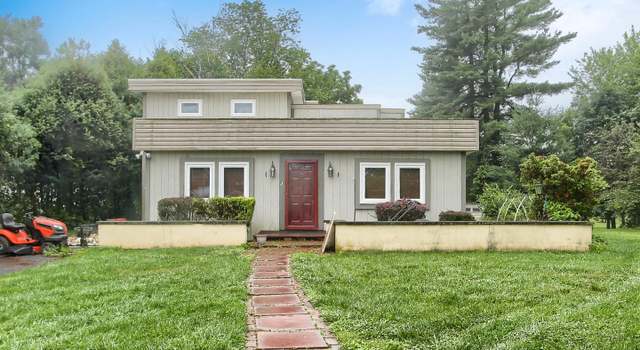 Photo of 911 Nixon Dr, Mechanicsburg, PA 17055