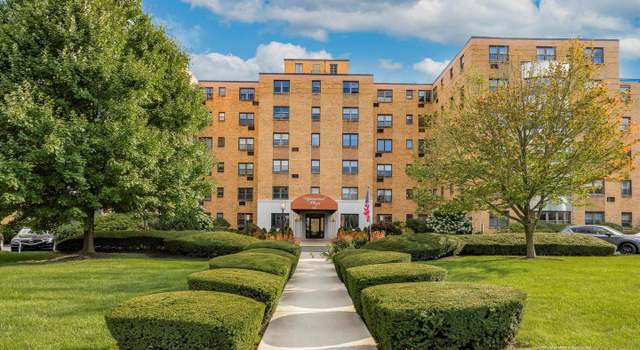 Photo of 346 E Lancaster Ave #302, Wynnewood, PA 19096