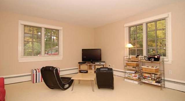 Photo of 3135 Holmes Run Rd, Falls Church, VA 22042