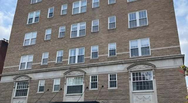Photo of 1750 16th St NW #52, Washington, DC 20009
