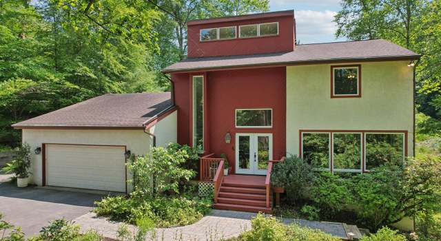 Photo of 660 Earles Ln, Newtown Square, PA 19073