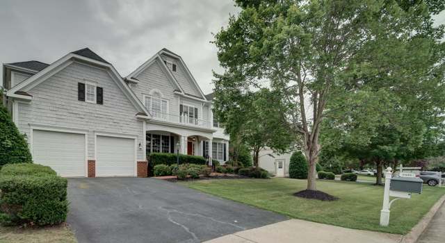 Photo of 8429 Link Hills Loop, Gainesville, VA 20155