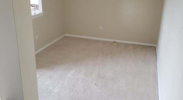 Photo of 114 Roberts Ln #301, Alexandria, VA 22314